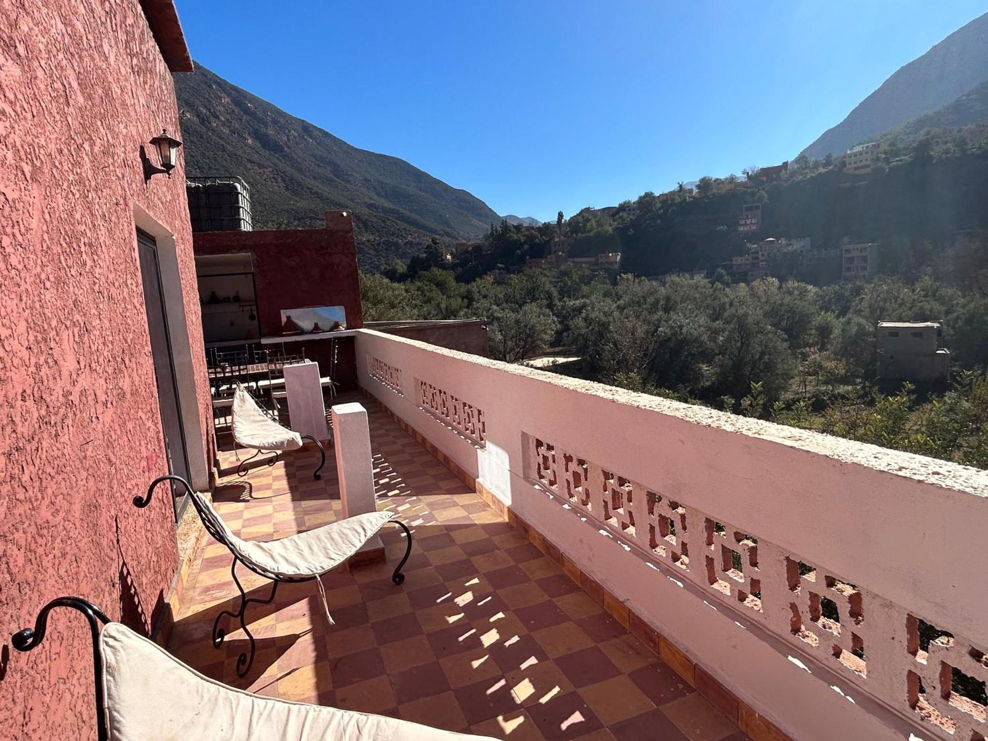 Hotel Chez Yahia, Au Coeur De L'Ourika Exterior foto